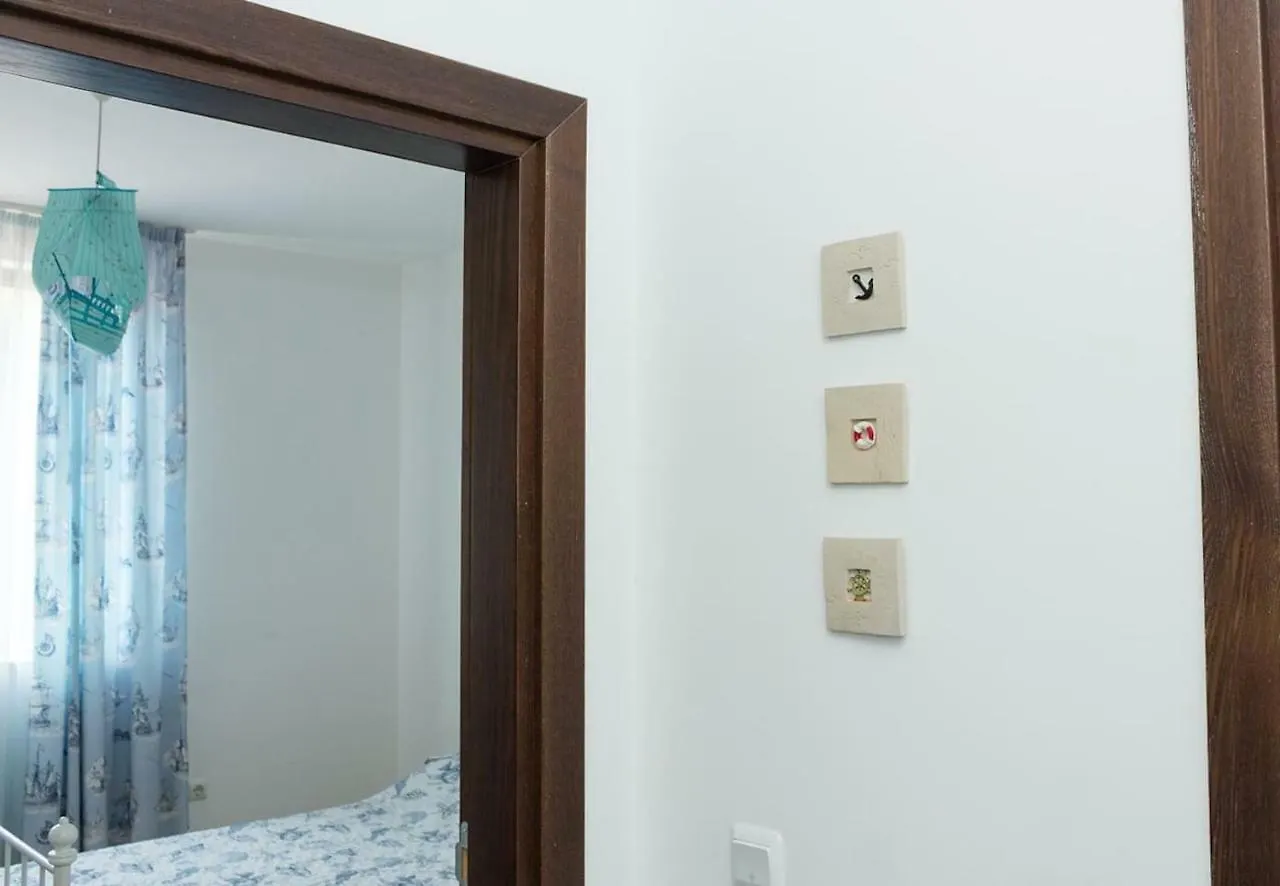 Apartment Superb 2-Bdr Luxury Apt. With Pool In Villa Mare Varna